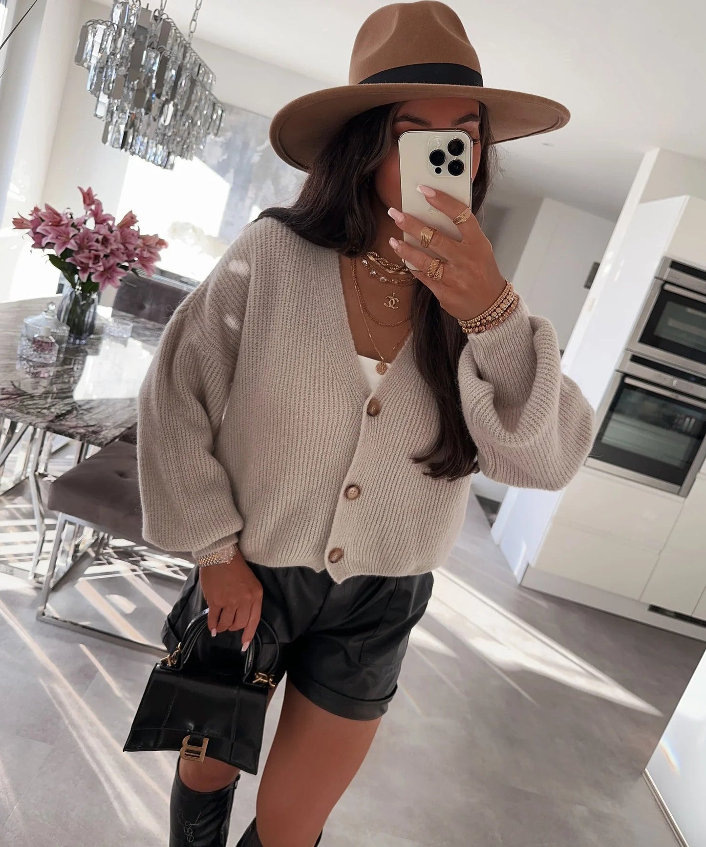 Damen Strickjacke Kuschelig Großknöpfe Lockere Ärmel Beige