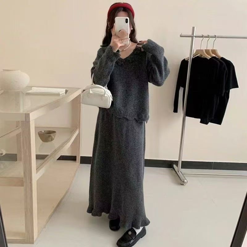 Damen Strickkleid Blütenapplikationen Elegant Eveloria