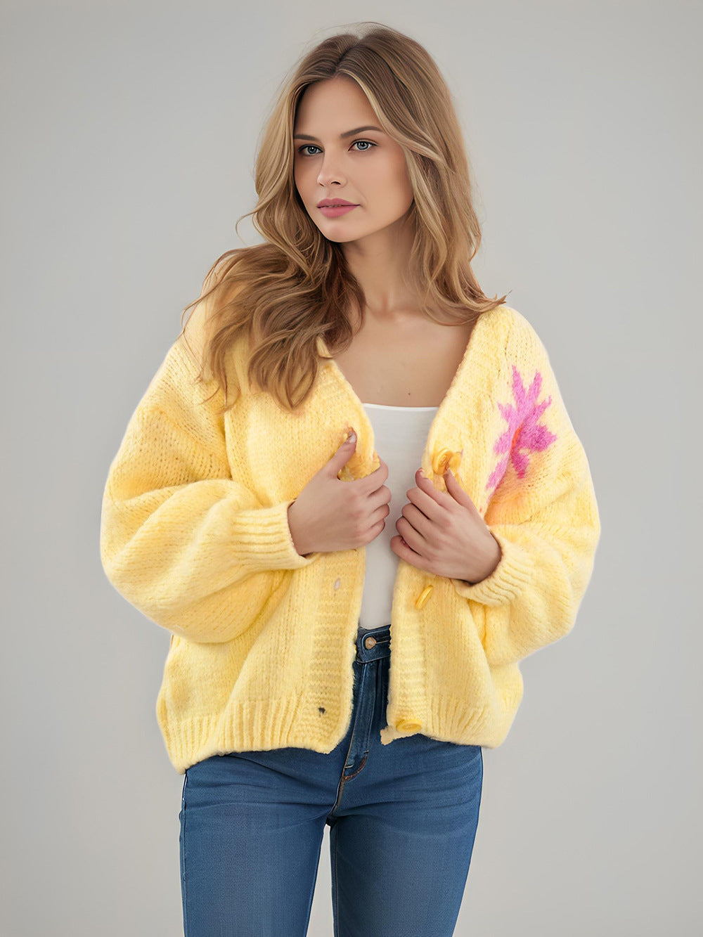 Damen Strickjacke Blumenmotiv Bunt Große Knöpfe