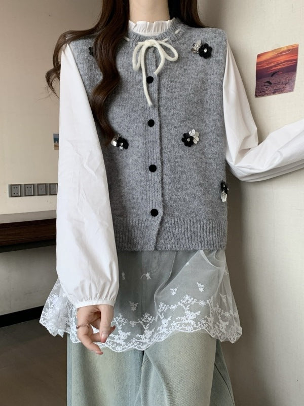 Damen Strickjacke Blumenapplikation Bindeverschluss Beige