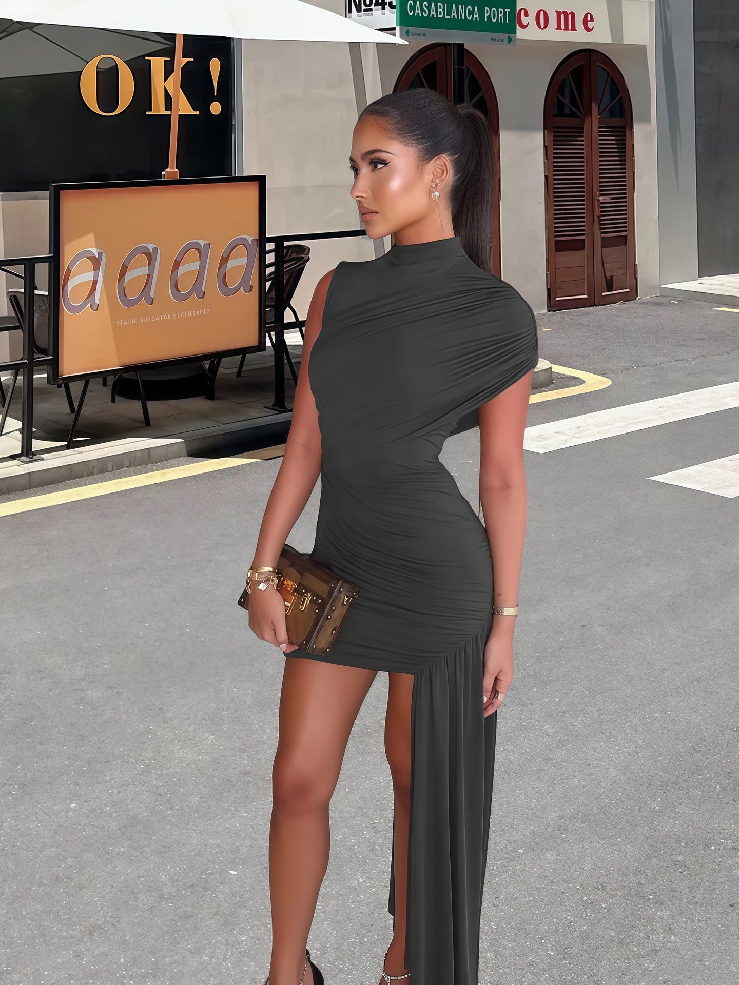 Damen Minikleid Asymmetrischer Schnitt Raffungen Eveloria