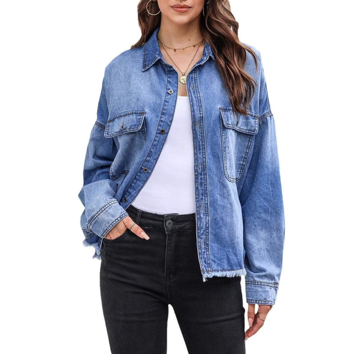 Damen Oversized Jeansjacke Lässig Fransen Detail Eveloria
