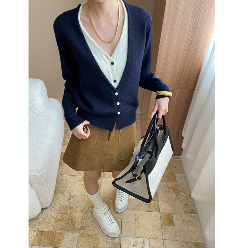 Damen Strickcardigan V-Ausschnitt Knopfleiste Kuschelig Grau Eveloria