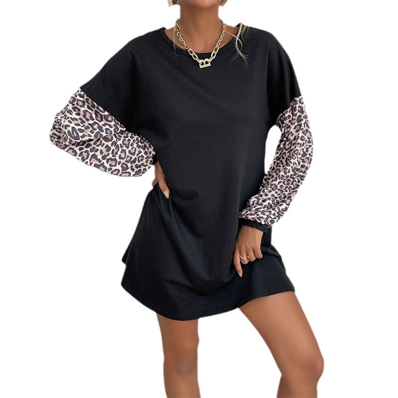 Damen T-Shirt mit Tiermuster Ärmeln und bequemer Passform