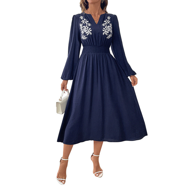 Damen Midikleid Florale Stickerei Elastischer Taillengürtel Eveloria