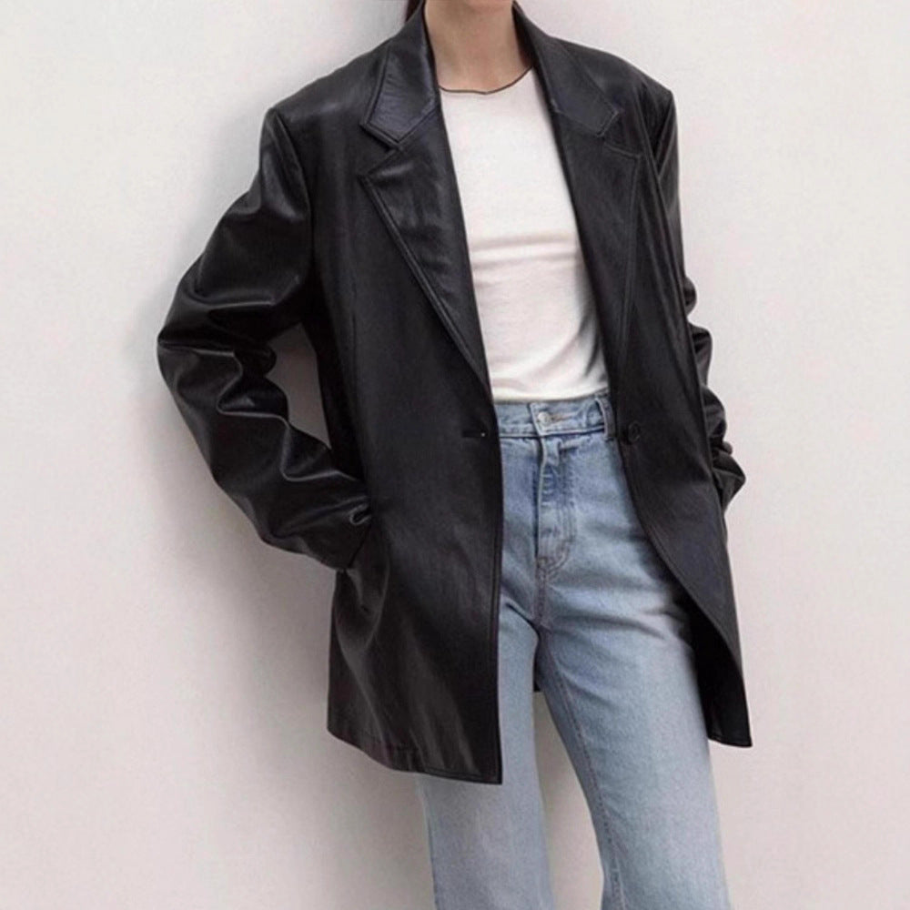 Damen Oversized Kunstlederblazer Eveloria wird zu:
Eveloria Damen