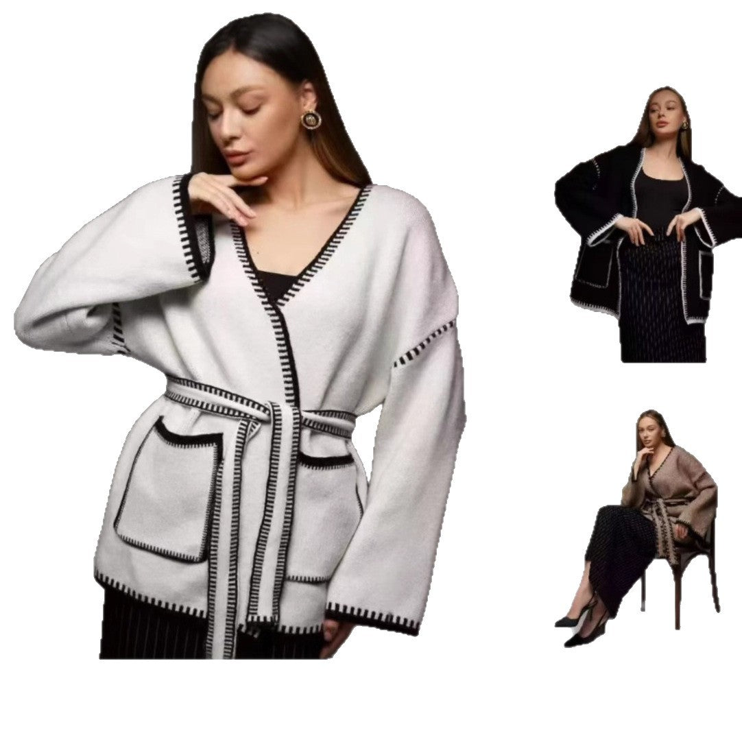 Damen Wickelpullover mit Taschen und Gürtel Elegantes Design Eveloria