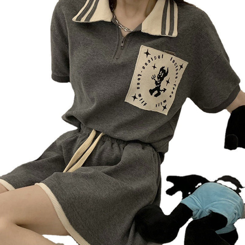 Damen Poloshirt Kurzarm Moderner Kragen Grafikdetail Weiß