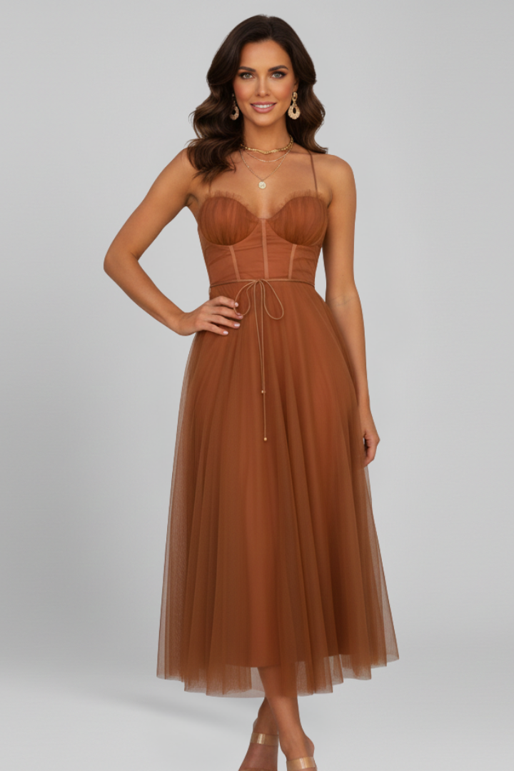 Damen Trägerloses Kleid mit Tüllrock