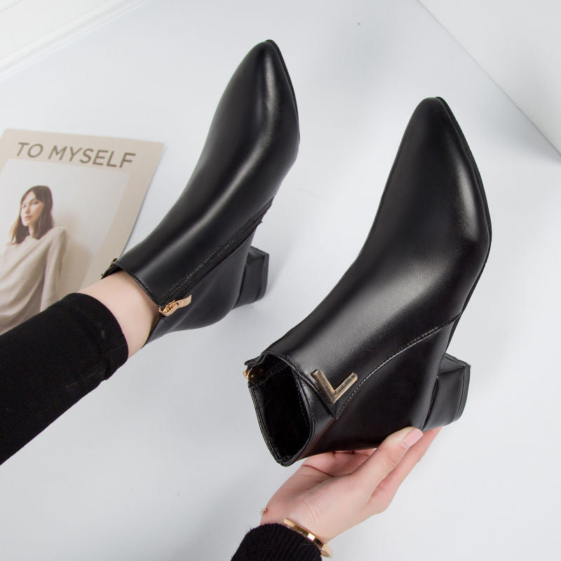 Damen Stiefeletten Wildlederoptik Spitzes Ende Blockabsatz