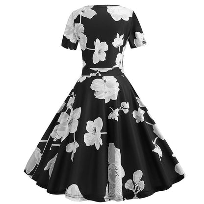 Damen Wickelkleid Florales Design V-Ausschnitt Eveloria