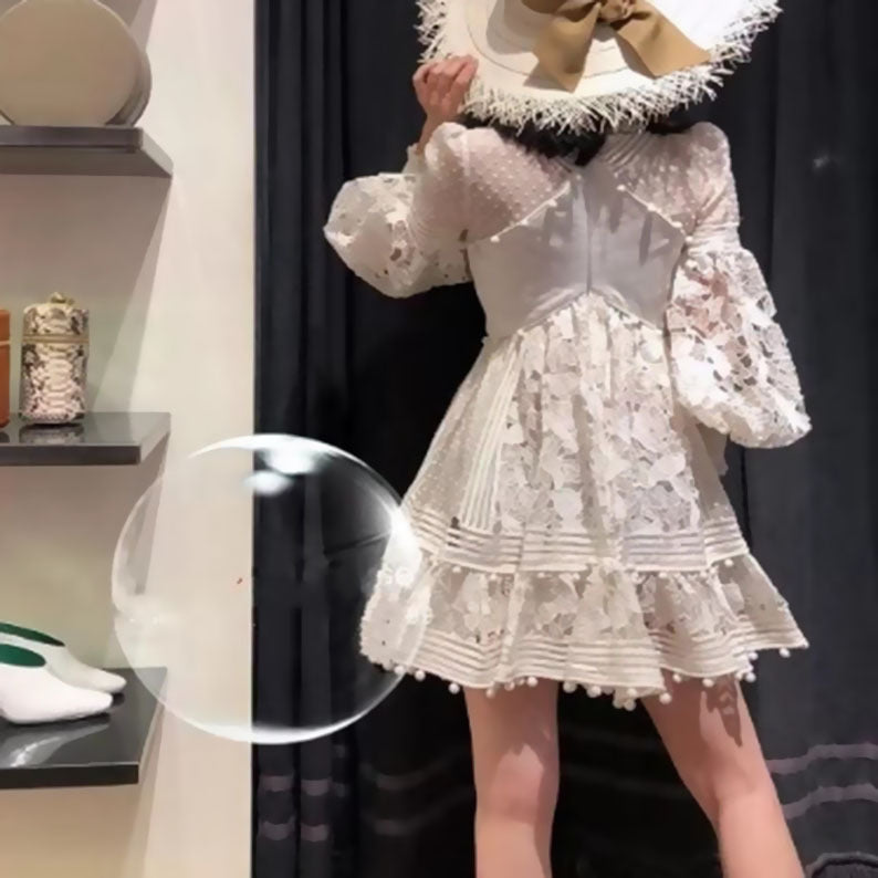 Damen Blumenkleid mit Rüschendetails und Puffärmeln