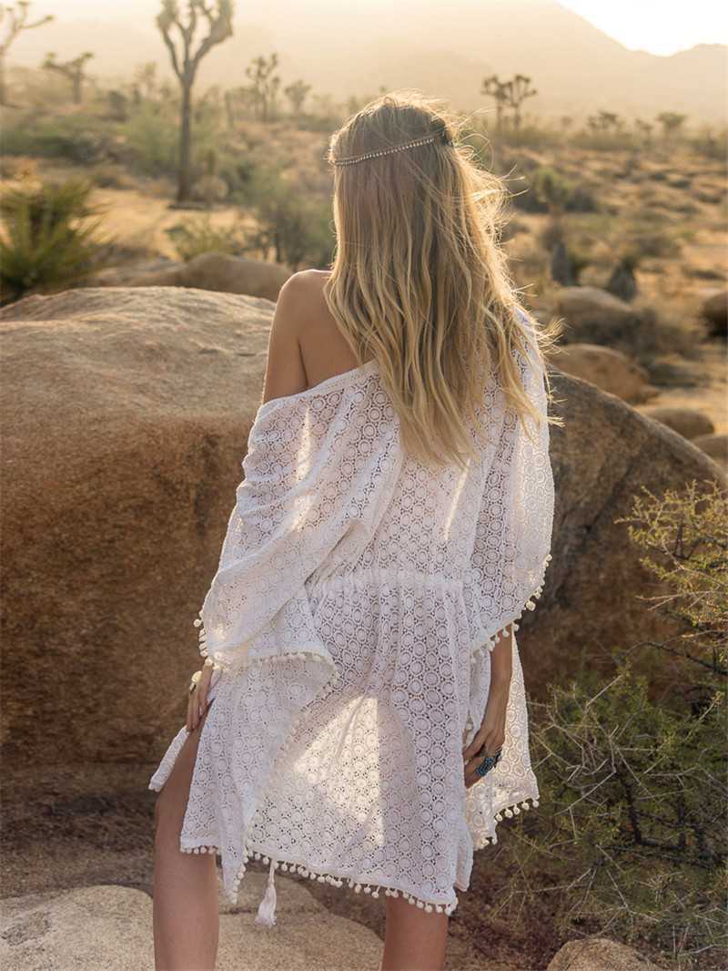 Damen Strandtunika Häkelmuster Pompons Beige