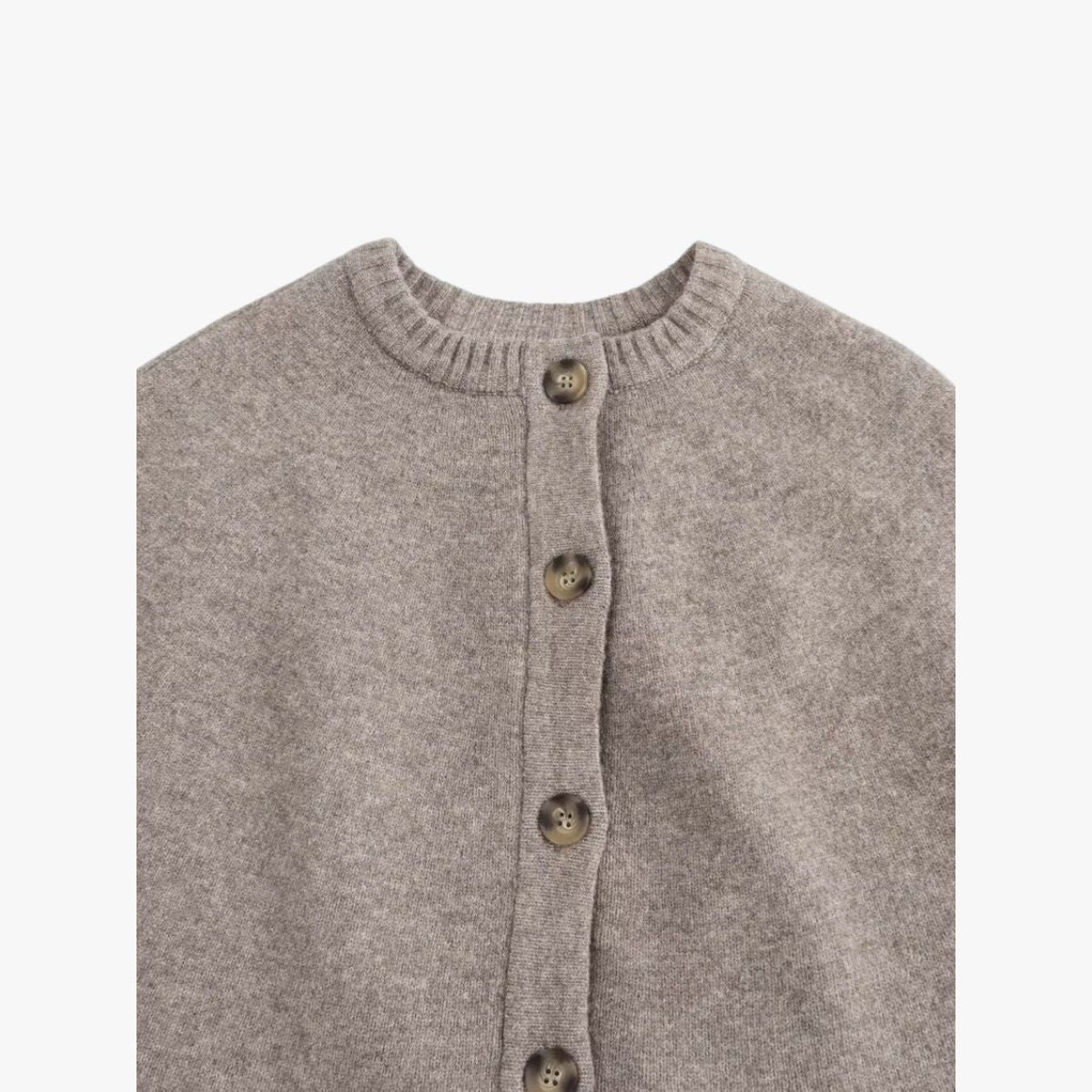 Damen Strickcape mit Knöpfen und gestuftem Saum