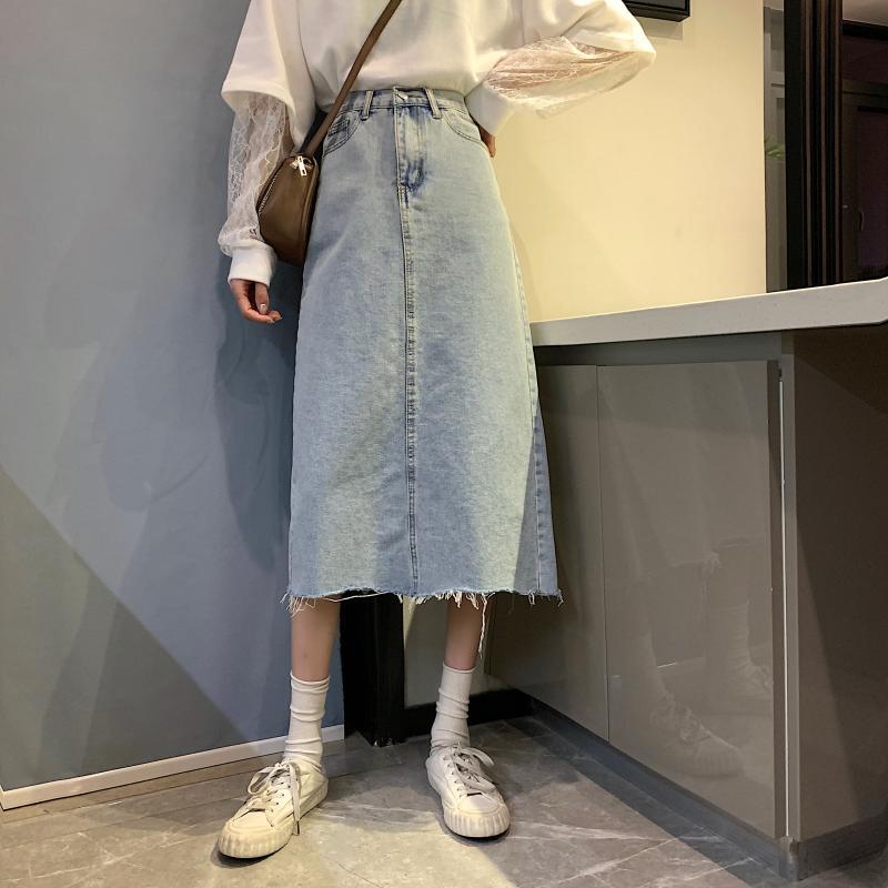 Damen Denim-Midi-Rock mit Fransen Saum Blau