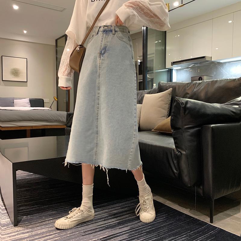 Damen Denim-Midi-Rock mit Fransen Saum Blau