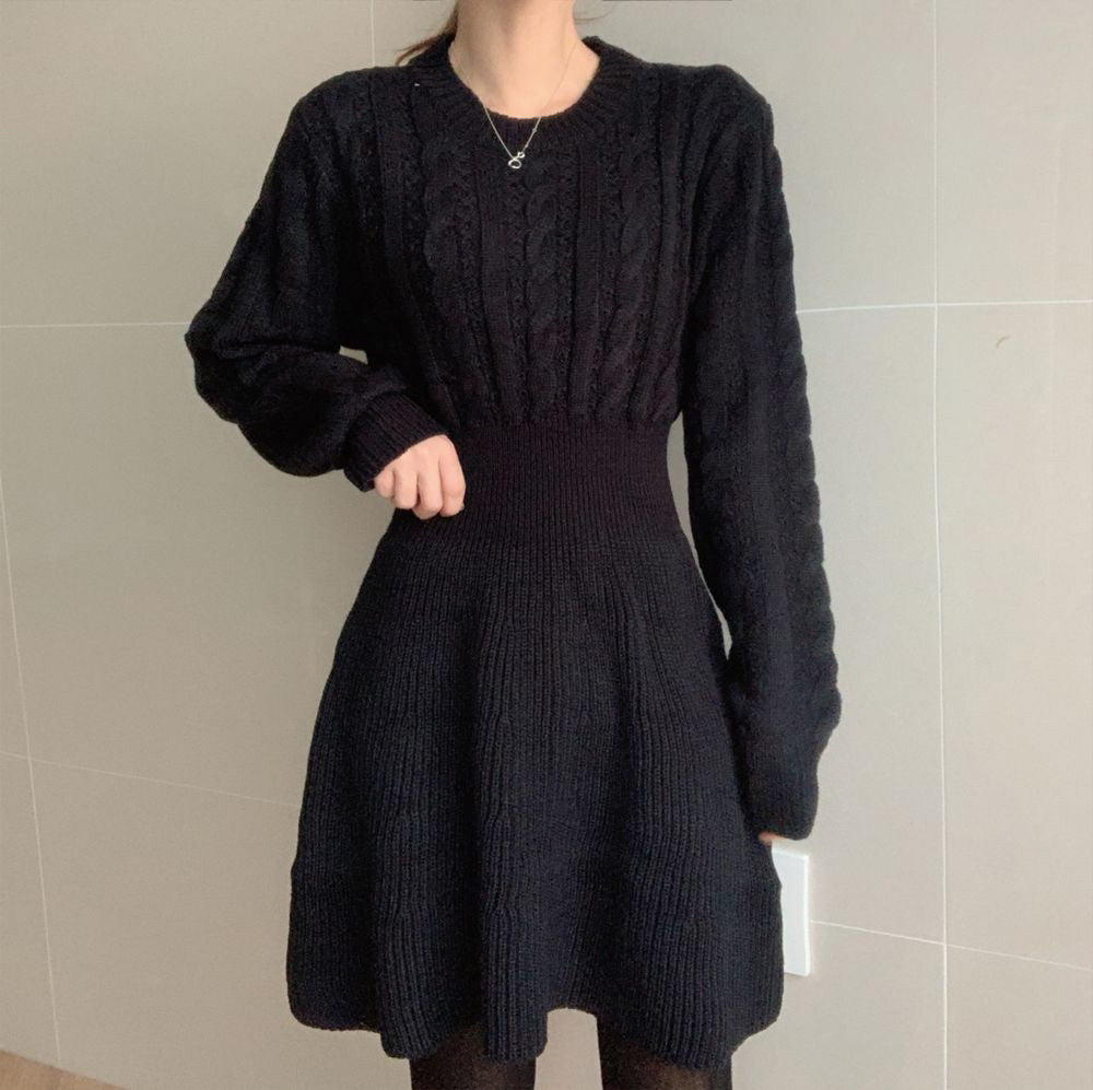 Damen Strickkleid Zopfmuster Figurbetonend Schnitt Eveloria