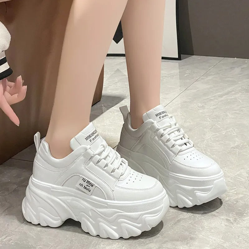 Eveloria Damen Plateau Sneaker Bequem Klobig