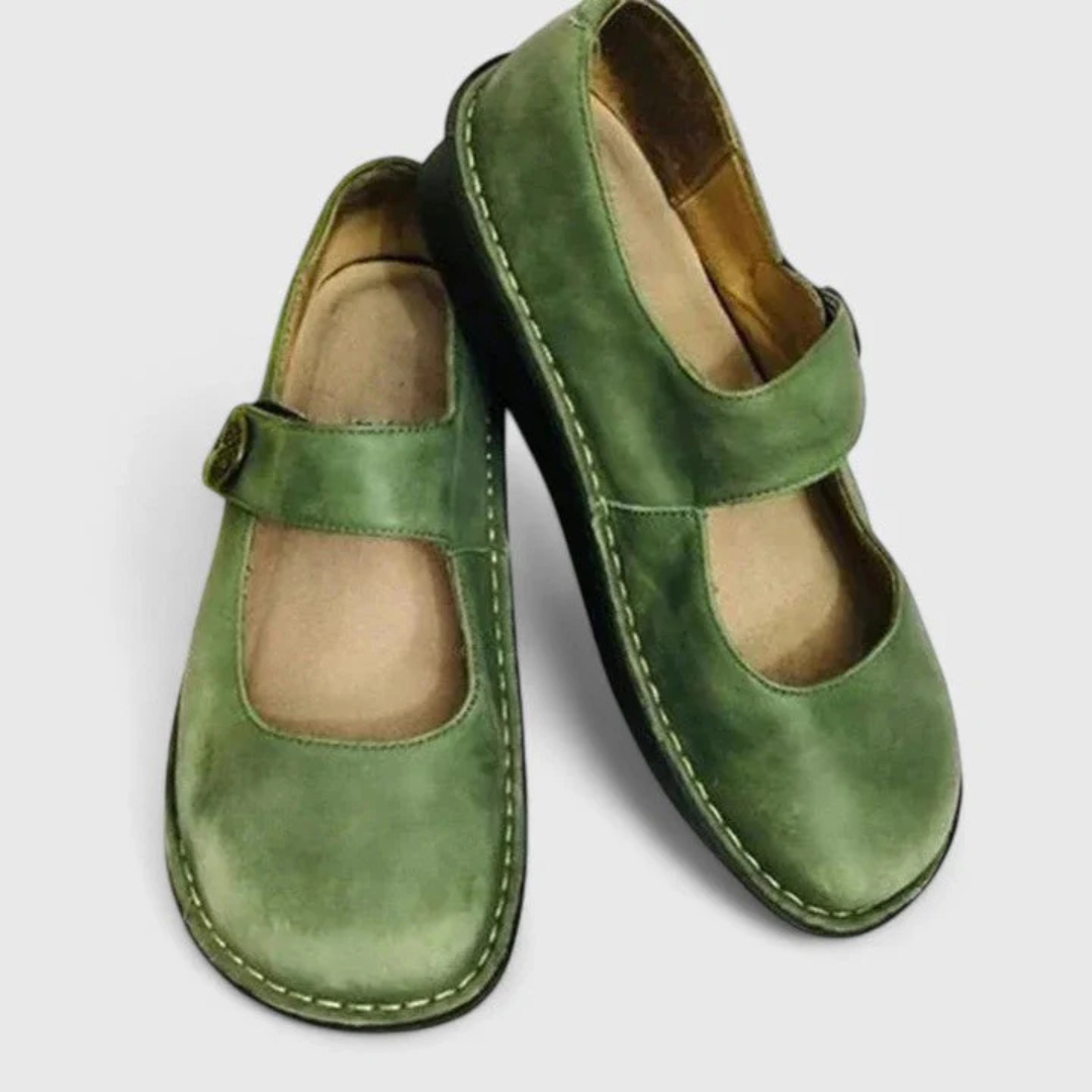 Damen Slip-On Schuhe mit Riemen Detail - Eveloria