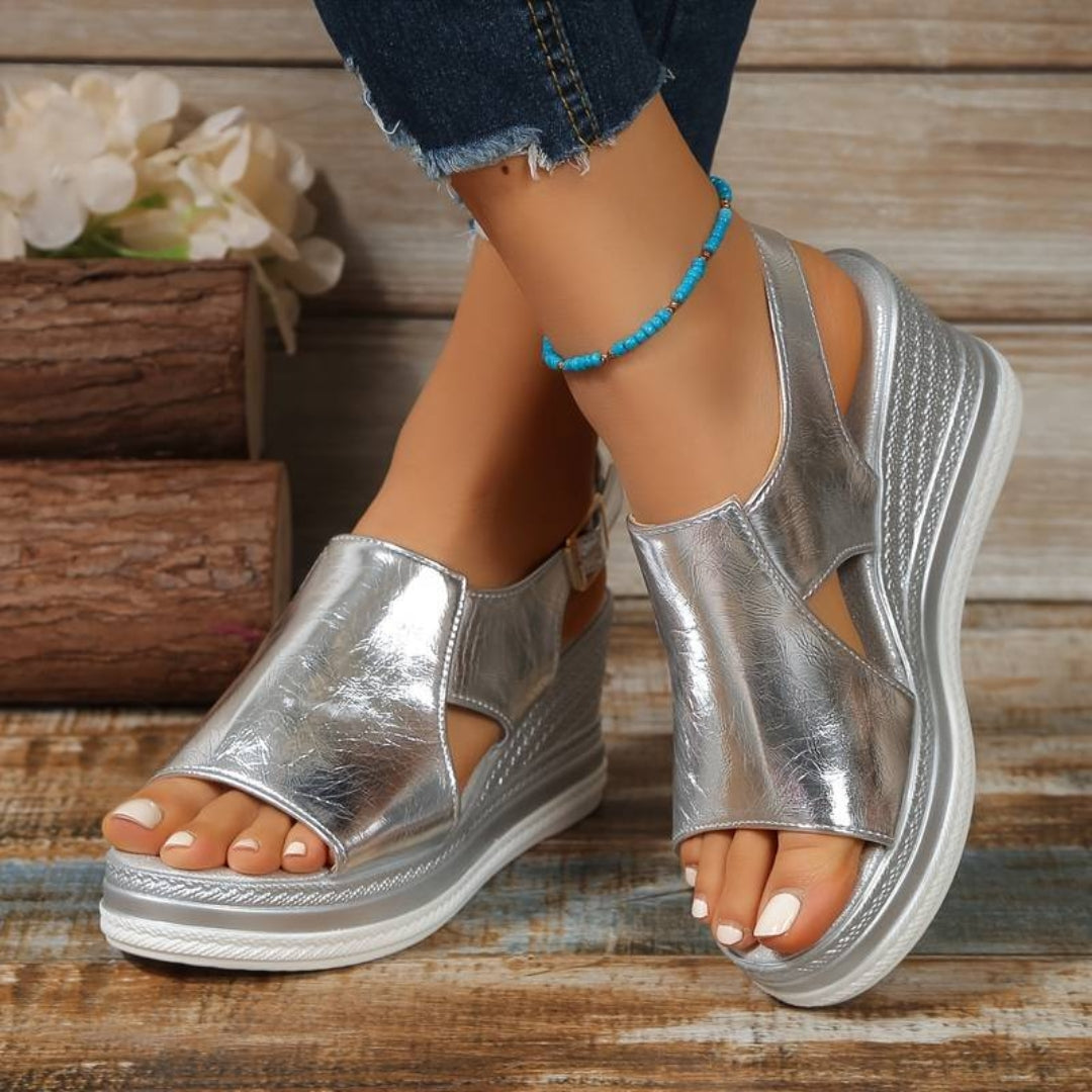 Damen Metallische Plattform Komfort Sandalen - Eveloria
