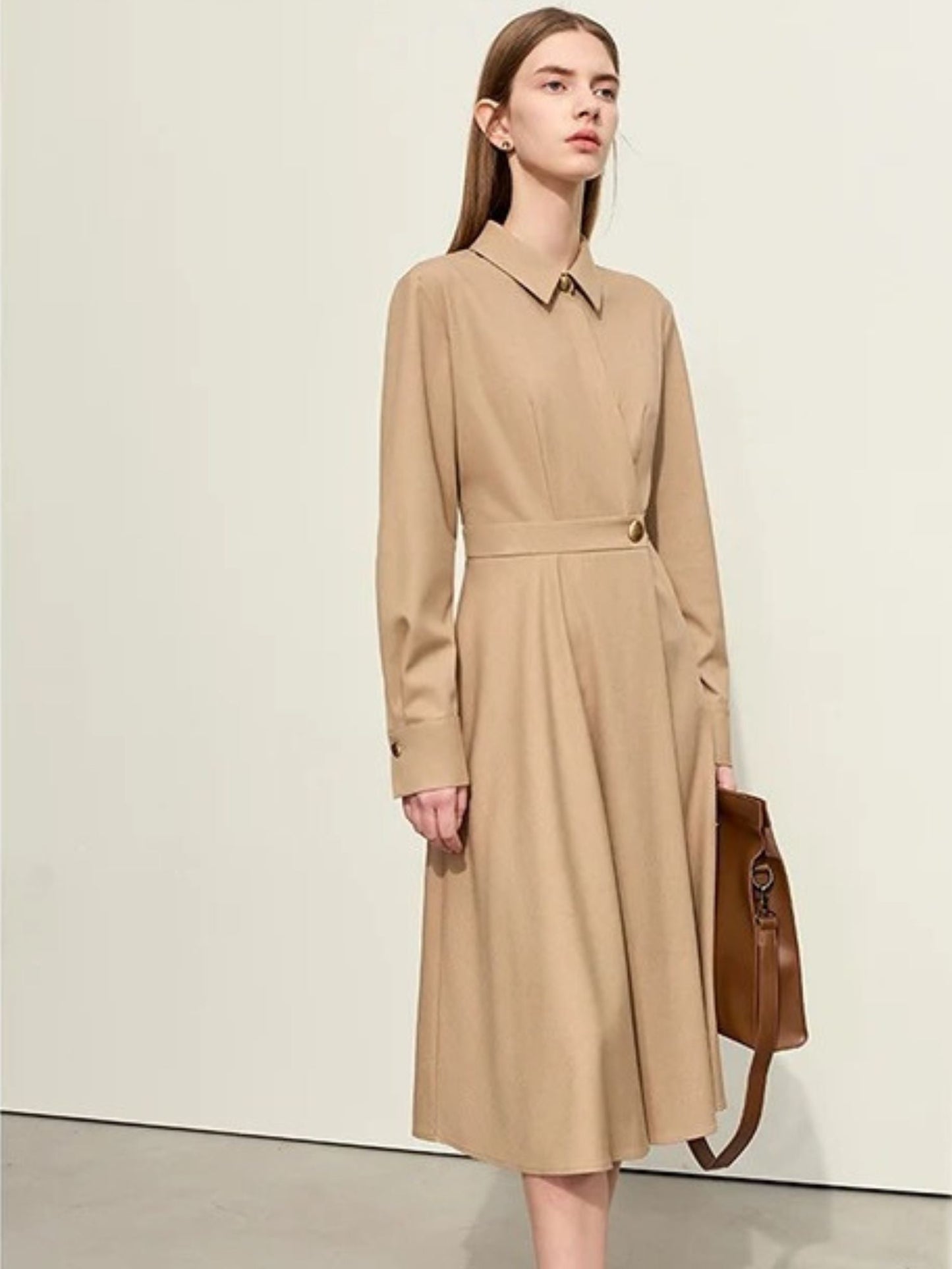 Asymmetrisches Wadenlanges Damenkleid Metallschnalle Schwarz - Eveloria