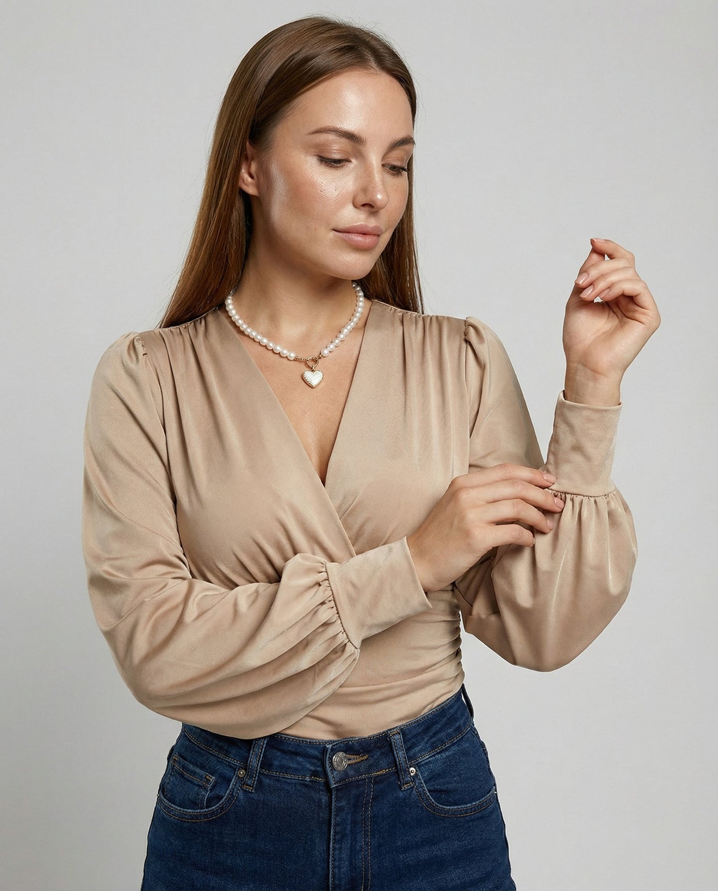 Damen V-Ausschnitt Elegantes Design - Eveloria