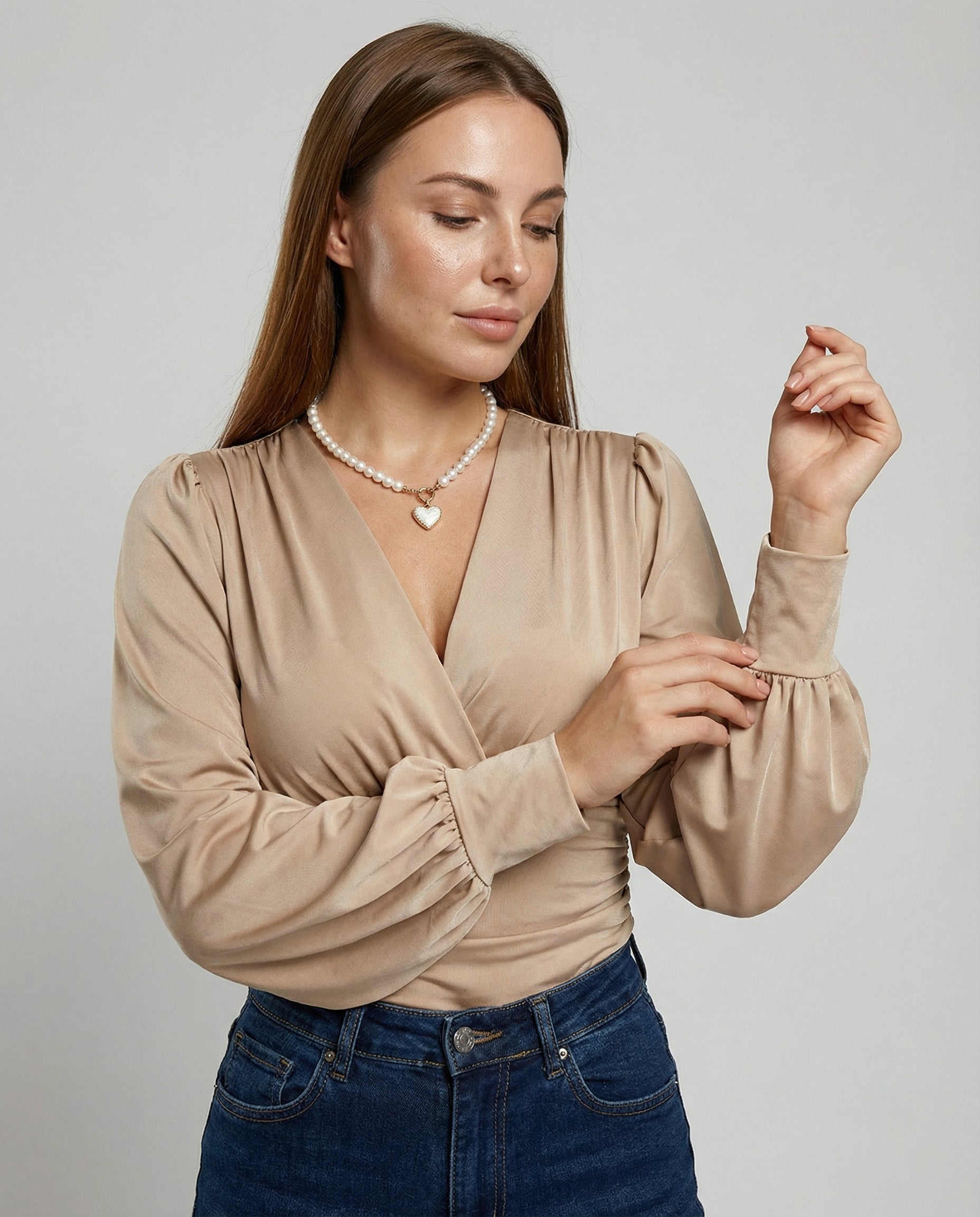 Damen V-Ausschnitt Elegantes Design - Eveloria