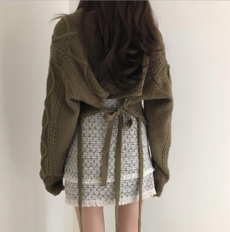 Damen Strickjacke Lang Taillengürtel Zopfmuster Beige