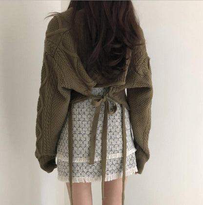 Damen Strickjacke Lang Taillengürtel Zopfmuster Beige