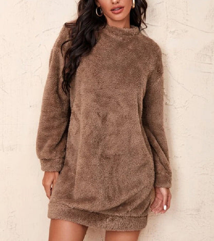 Damen Fleece-Kleid Hochkragen Voluminöse Ärmel Grau Eveloria - Eveloria