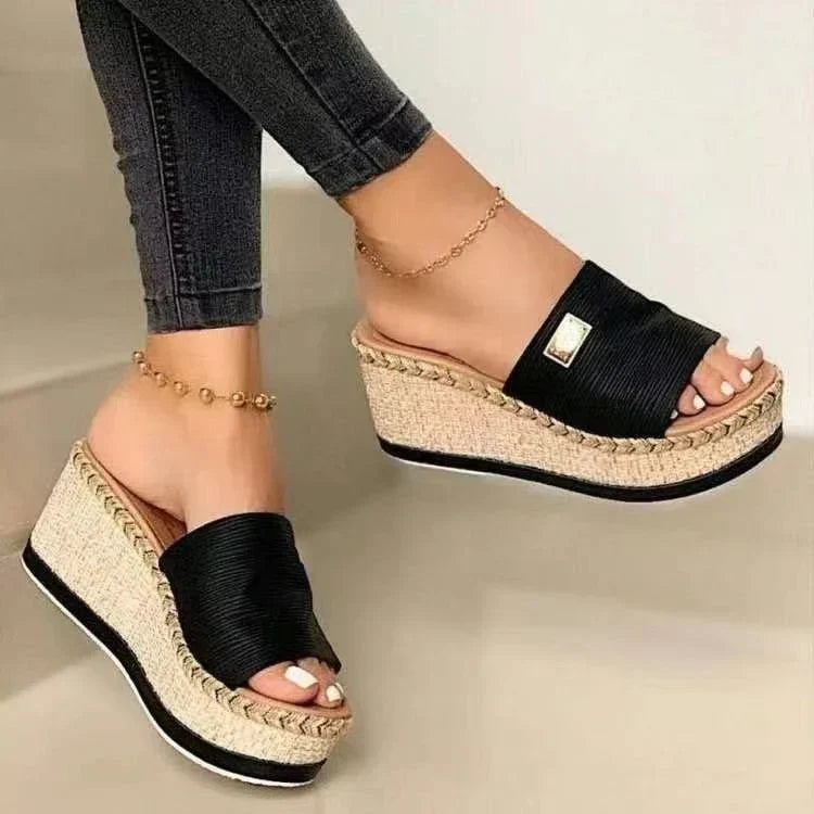 Eveloria Damen Rattan Sandalen - Eveloria