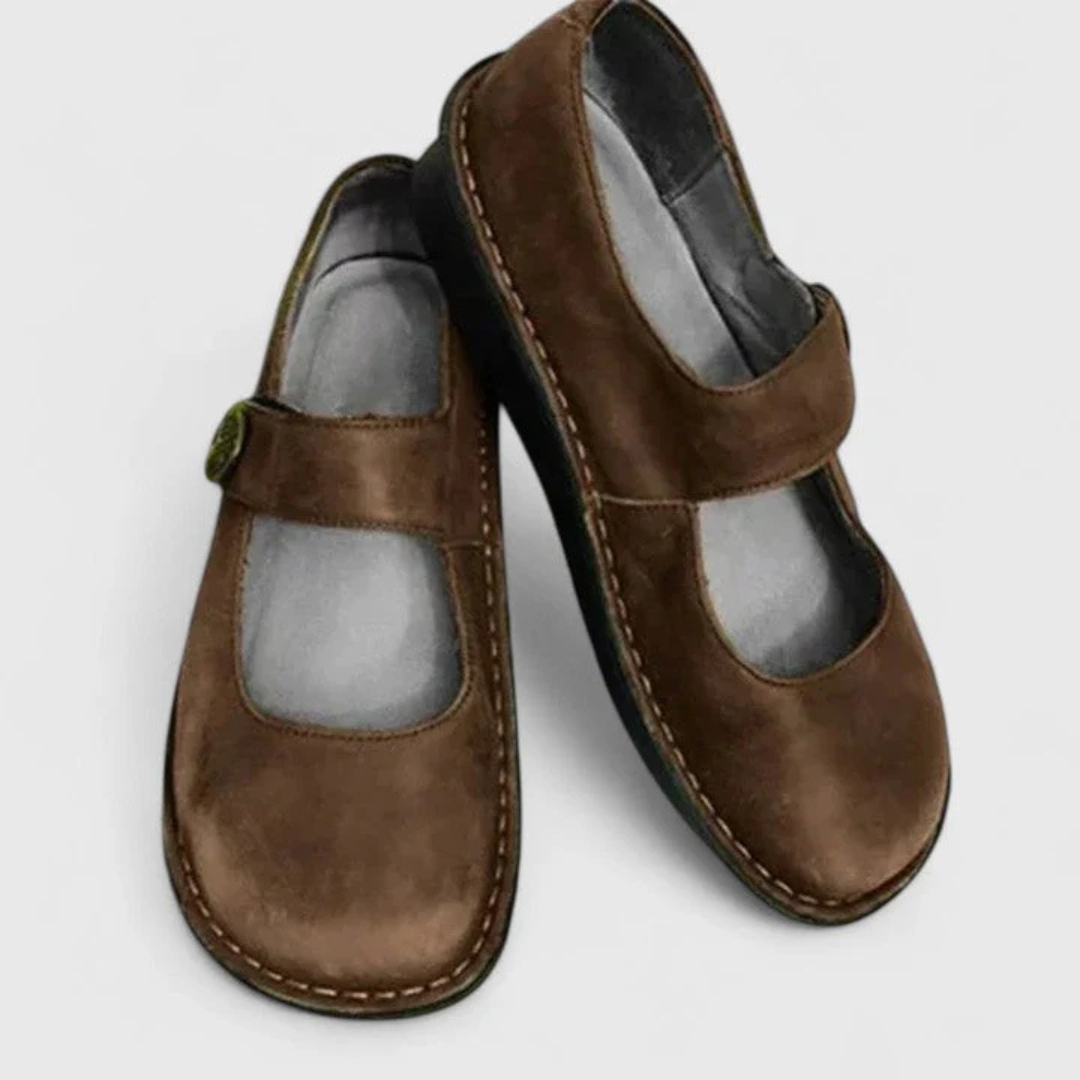 Damen Slip-On Schuhe mit Riemen Detail