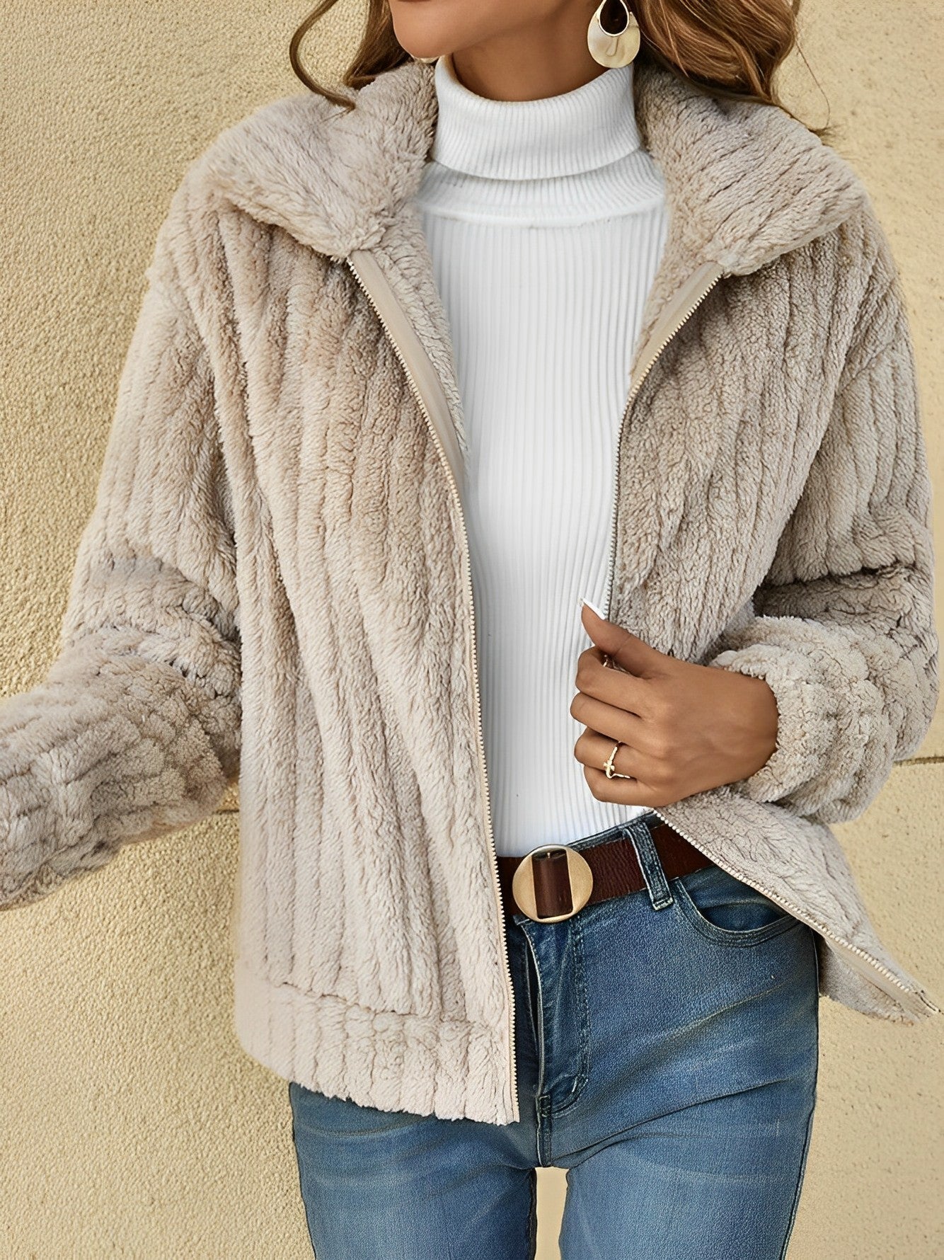 Damen Teddyjacke Kurz Kuschelig Reißverschluss Beige - Eveloria