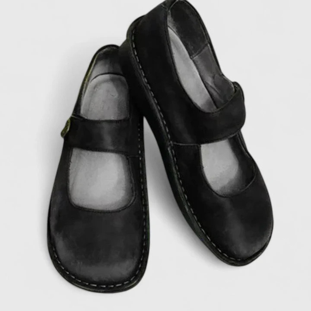 Damen Slip-On Schuhe mit Riemen Detail