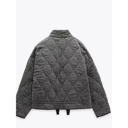 Elegante Damen Winterjacke Isoliert Schwarz - Eveloria