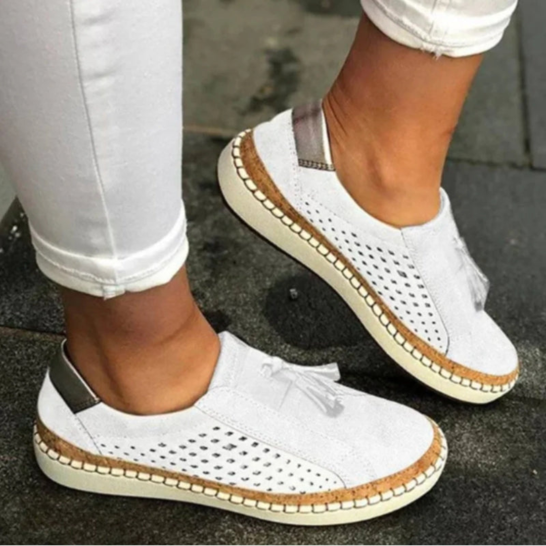 Damen Slip-On Sneaker Perforiert Beige