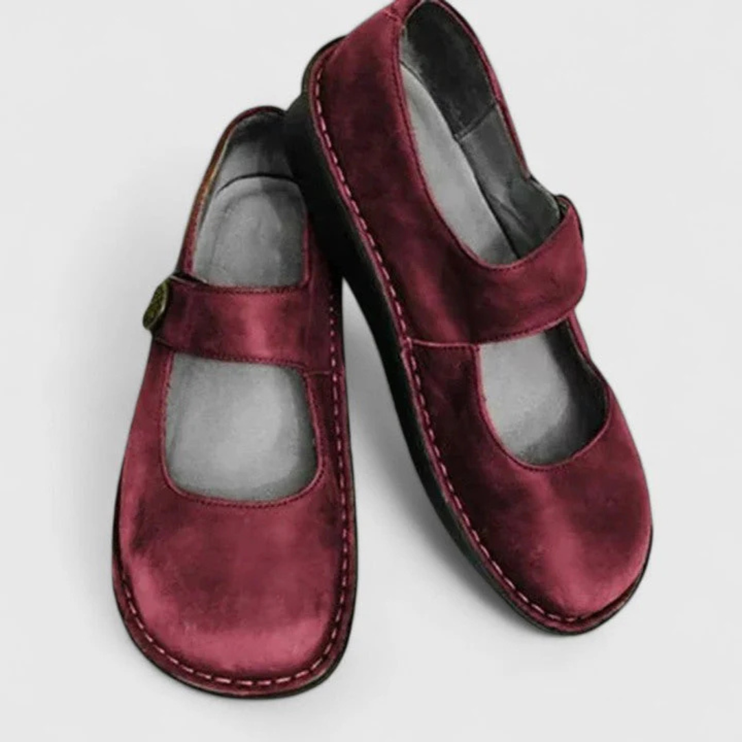 Damen Slip-On Schuhe mit Riemen Detail