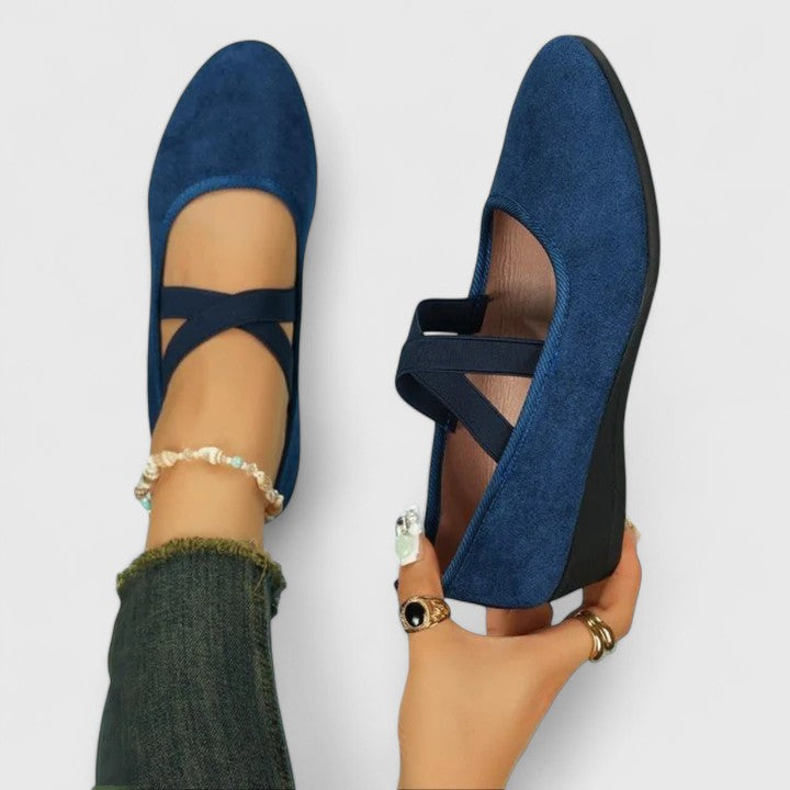 Damen Flats Rundzehen Keilabsatz Leder Braun