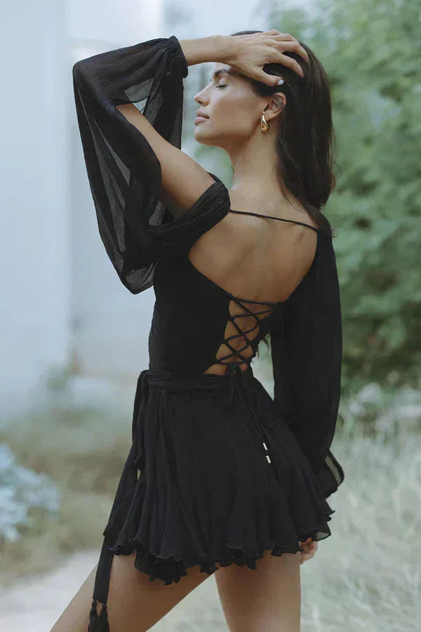 Eveloria Damen Minikleid Latzenärmel