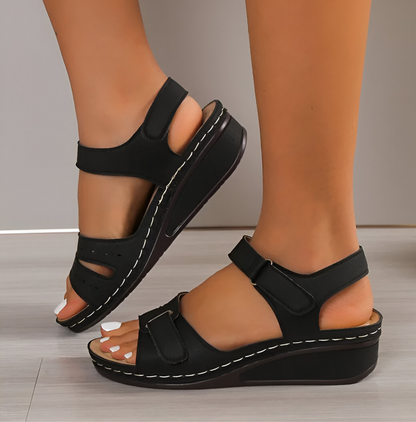 Eveloria Damen Keilsandalen Weich