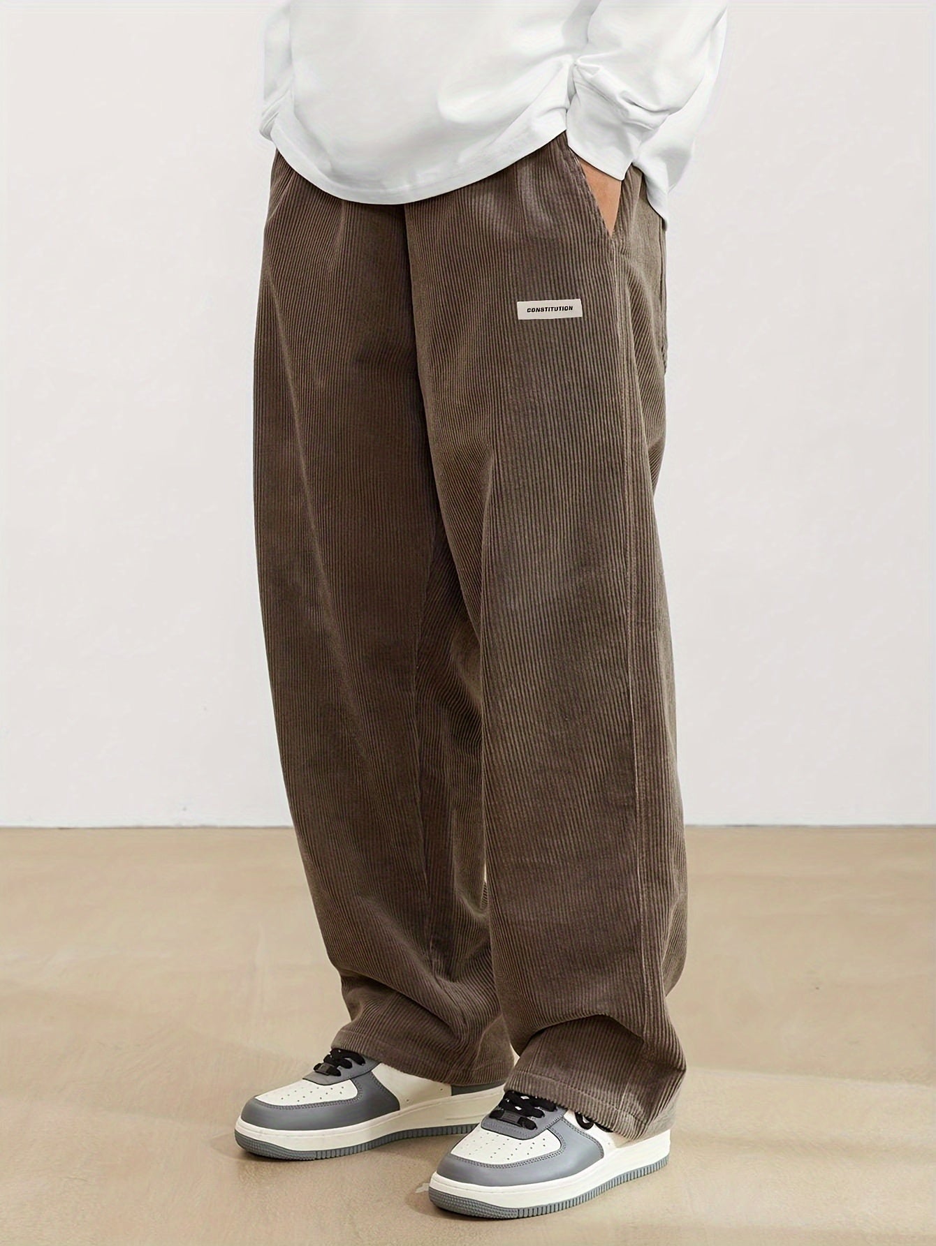 Herren Cordhose Weitschnitt Bequem Braun - Eveloria