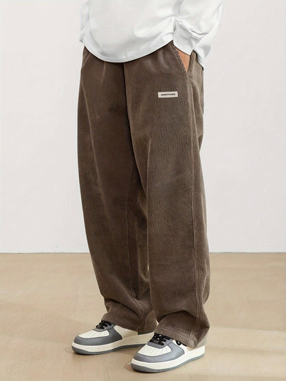 Herren Cordhose Weitschnitt Bequem Braun - Eveloria