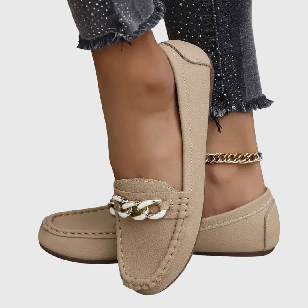 Damen Slip-On Loafer Kettendetail Leder