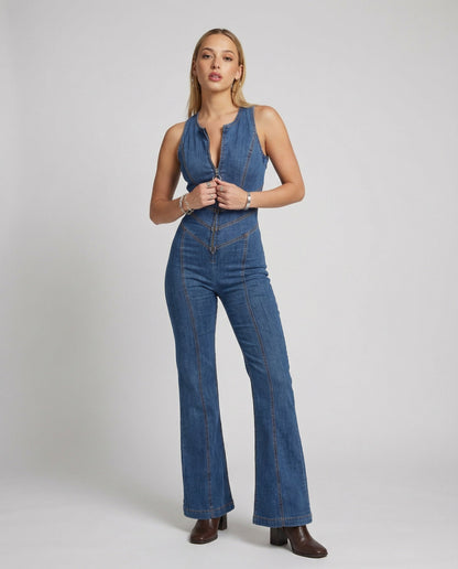 Damen Ärmelloser Jumpsuit Offener Rücken Ausgestelltes Bein - Eveloria