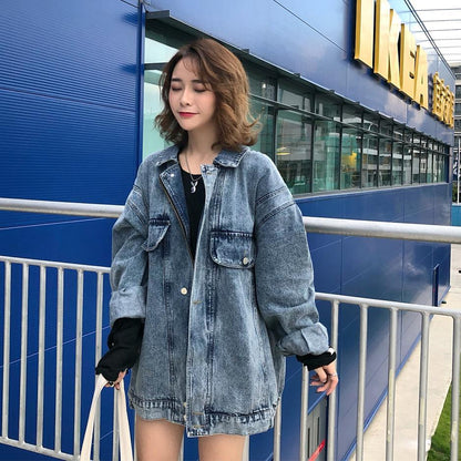 Damen Oversized Denimjacke Dekorative Taschen Blau Eveloria - Eveloria