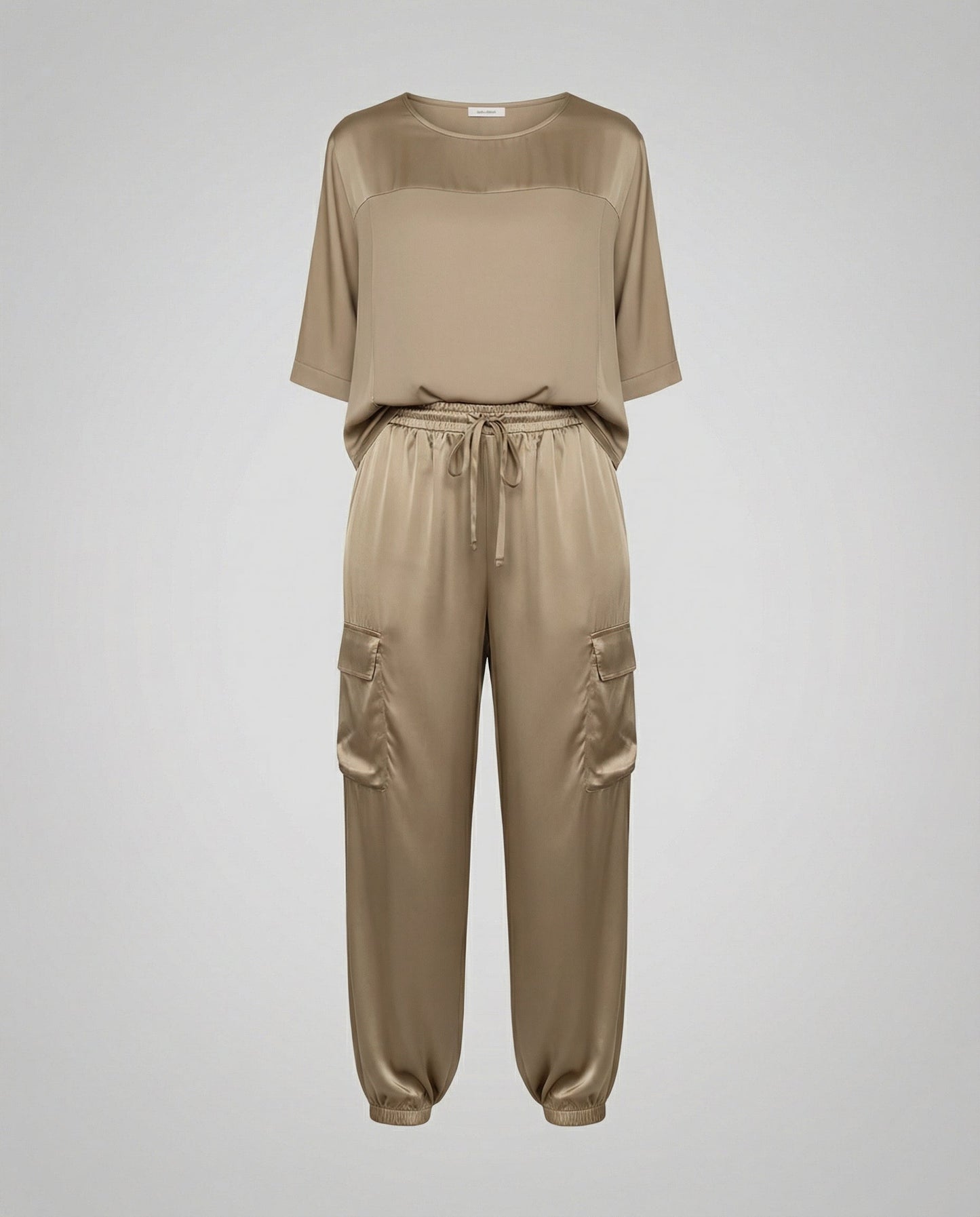 Elegante Damen Satin Bluse mit Rock