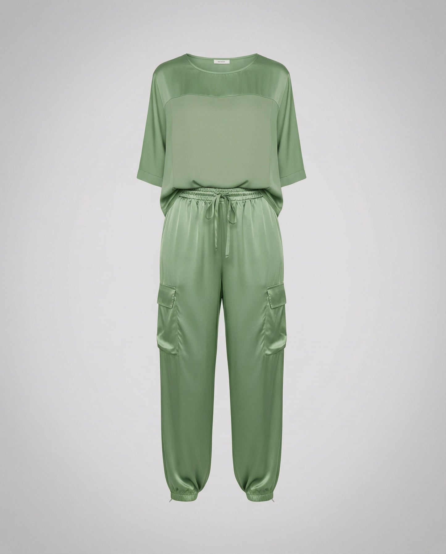 Elegante Damen Satin Bluse mit Rock