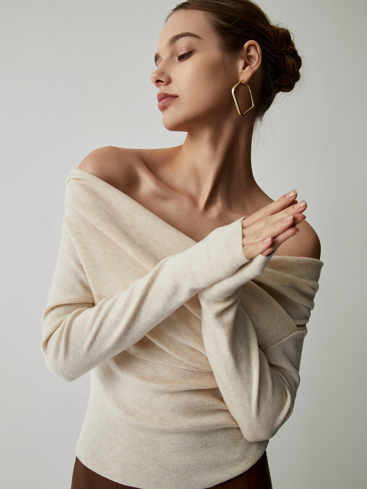 Damen Off-Shoulder Stricktop Feminin Beige