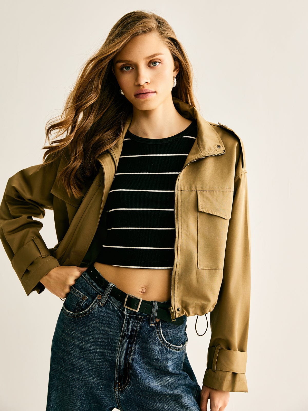 Klara Damen Cropped Utility Jacke Modern Lässig