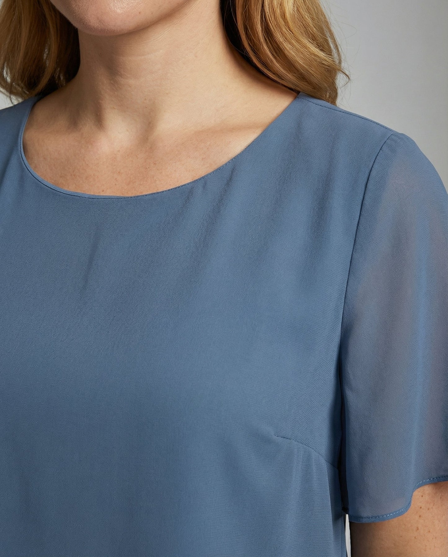 Elegantes Damenkleid Schlankmachend